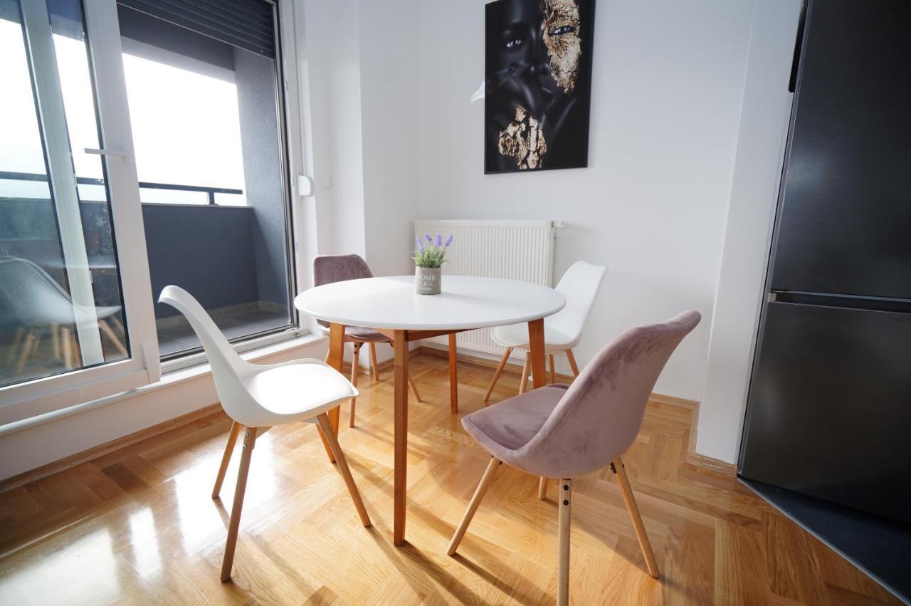 Apartman Venecija Баня-Лука Экстерьер фото