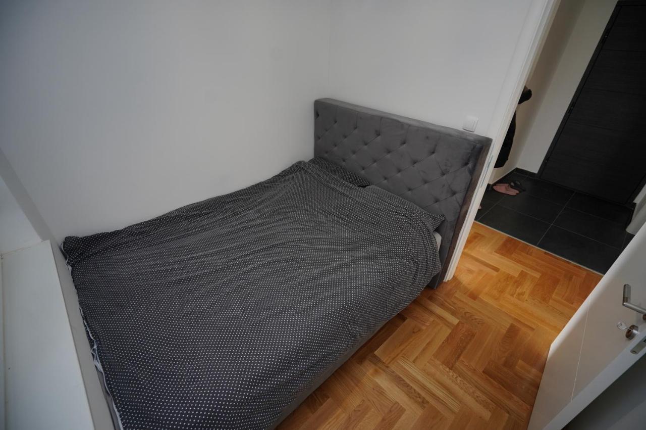 Apartman Venecija Баня-Лука Экстерьер фото